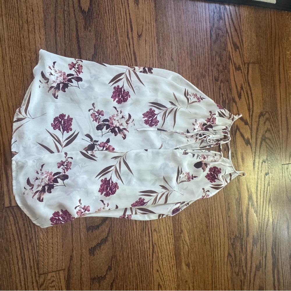 Lush Floral Blouse - Picture 4 of 5